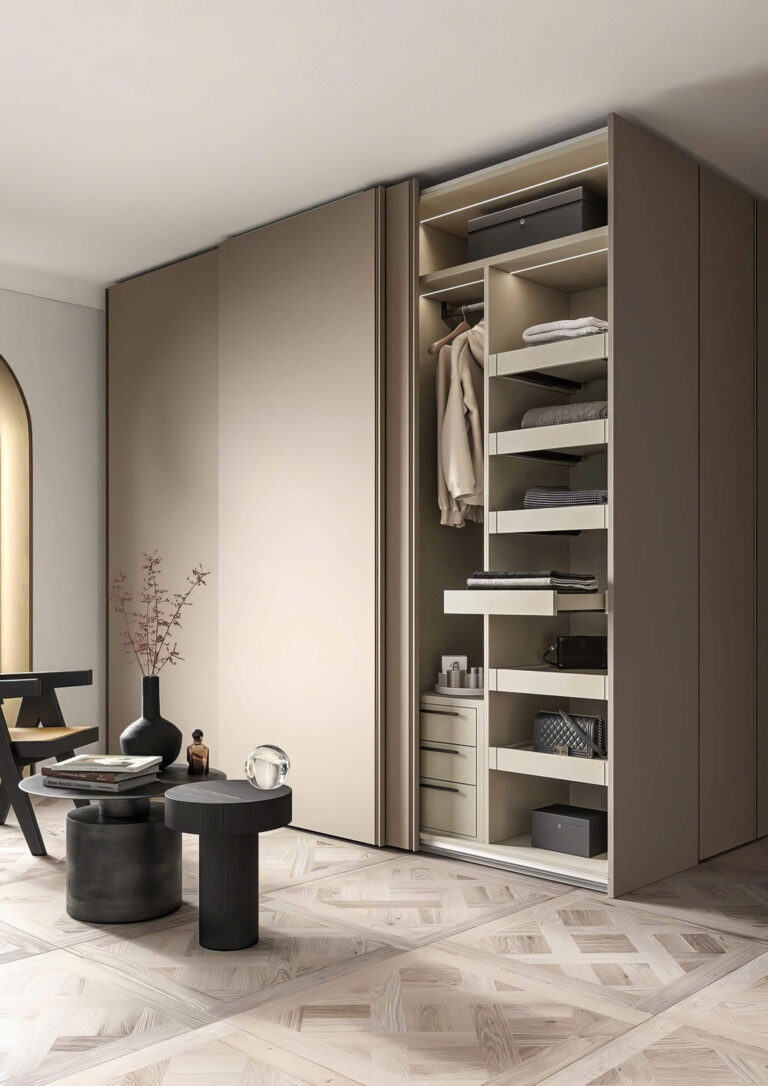 Kích thước: D2m8 x C2m4 x S60cm
Chất liệu: MDF melamine lõi xanh chống ẩm
Giá: 18.600.000đ