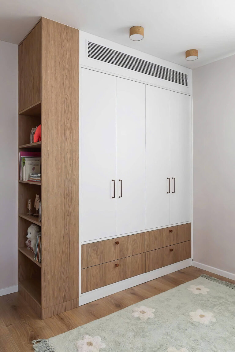 Kích thước: D2m x C2m4 x S60cm
Chất liệu: MDF melamine lõi xanh chống ẩm
Giá: 12.000.000đ
